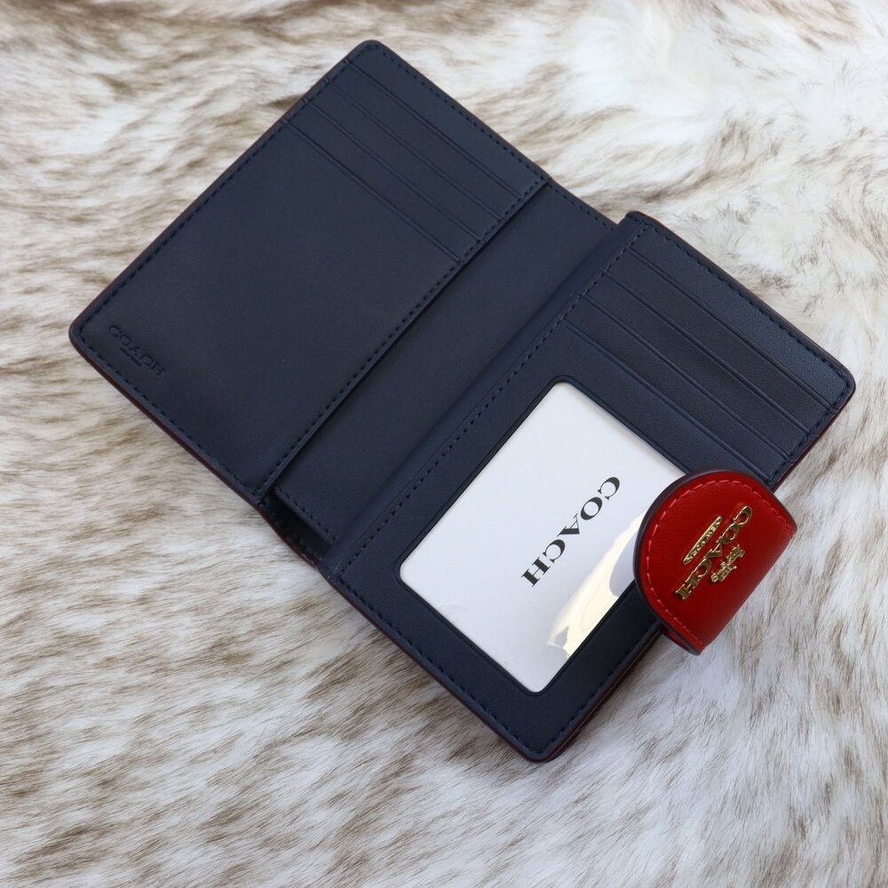 NWT Medium Corner Zip Wallet In Signature Canvas CW786 - Picture 4 of 11